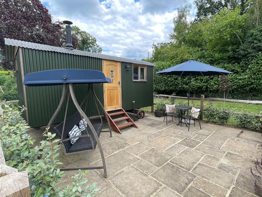 Forest View Shepherd Hut Ewhurst Экстерьер фото